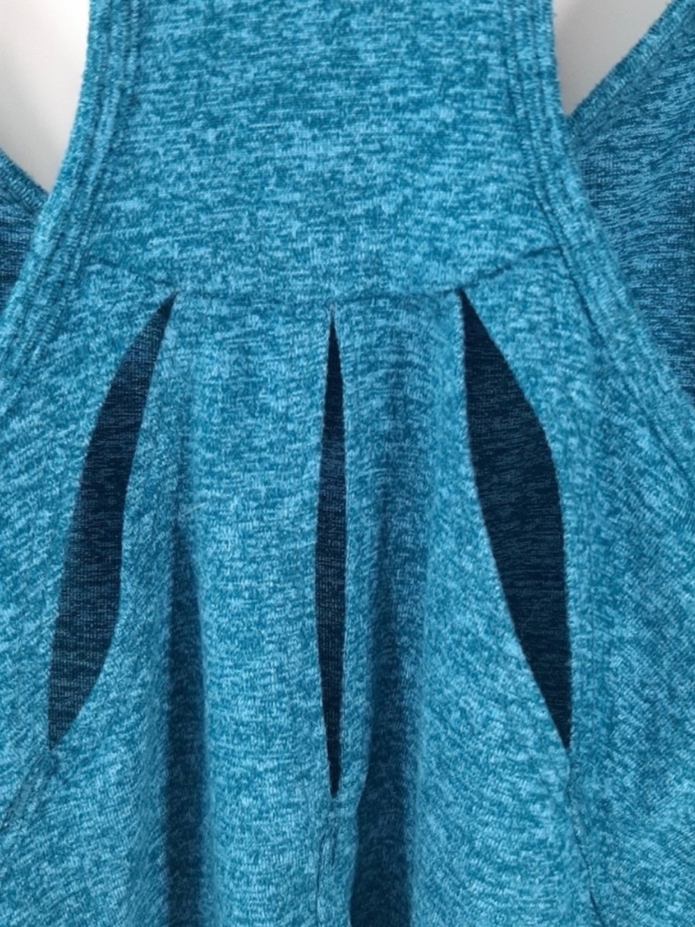Patagonia Blue Pleated Racerback Tank - Picture 3 of 6
